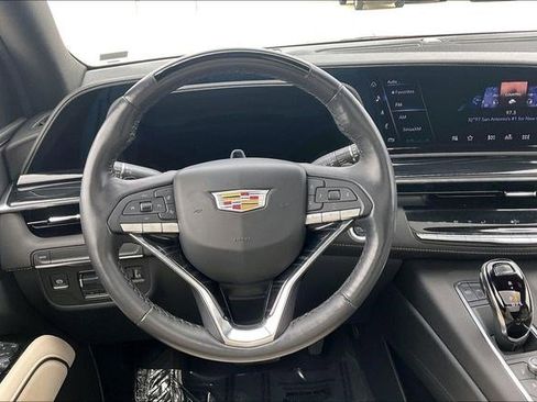 Used 2024 Cadillac Escalade Sport image 5