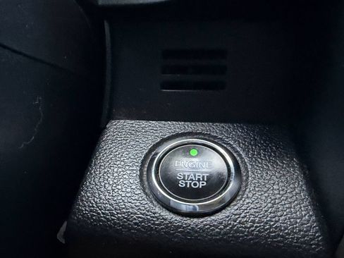 Used 2019 Ford F150 Lariat AWD/4WD image 28