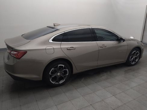 Used 2022 Chevrolet Malibu LT FWD image 10