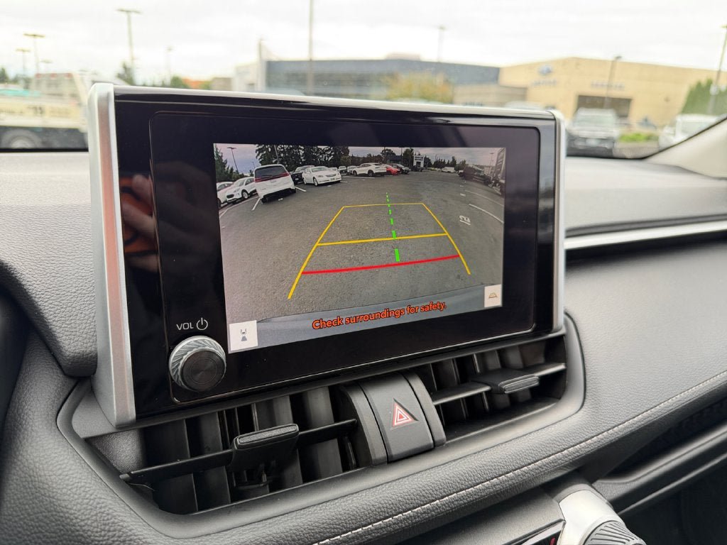Used 2023 Toyota RAV4 XLE w/ Convenience Package AWD/4WD image 17