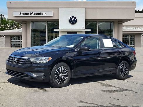 Used 2020 Volkswagen Jetta SE image 1