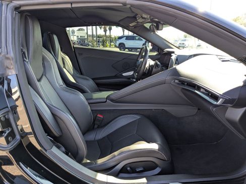 Used 2025 Chevrolet Corvette Stingray Convertible w/ 1LT image 16