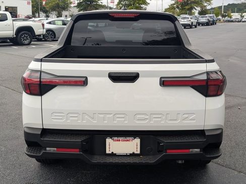 Used 2025 Hyundai Santa Cruz SE image 6