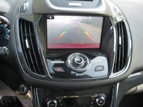 Used 2014 Ford Escape Titanium image 21