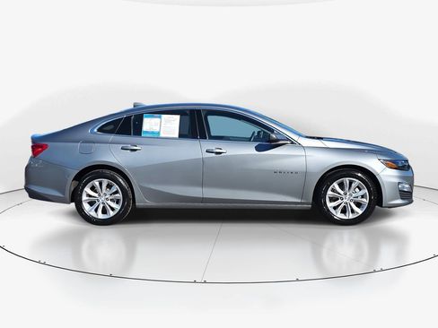 Used 2024 Chevrolet Malibu LT image 3
