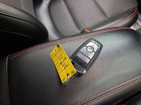 Used 2024 Ford Escape ST-Line w/ Tech Pack #1 FWD image 14