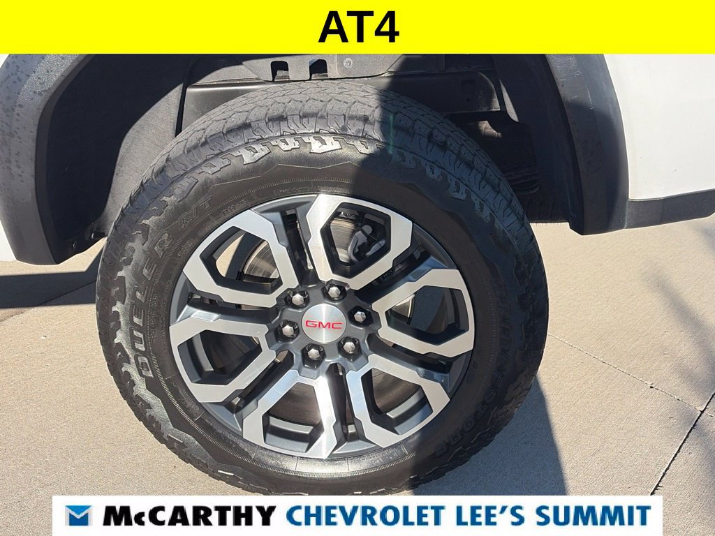 Used 2024 GMC Canyon AT4 w/ AT4 Premium Package AWD/4WD image 16