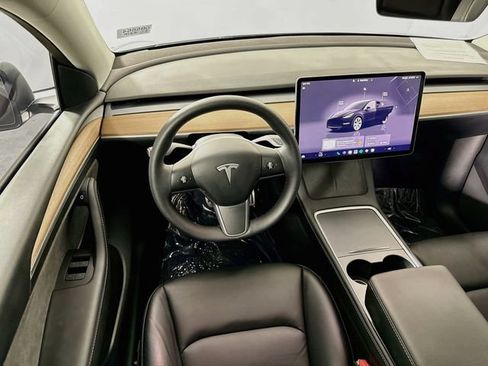 Used 2023 Tesla Model Y Performance AWD/4WD image 22