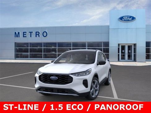 New 2025 Ford Escape ST-Line w/ Cold Weather Package image 3