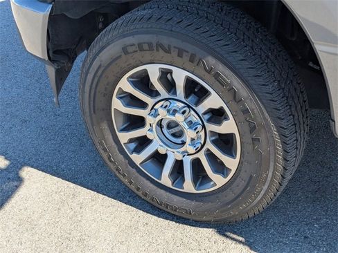 Used 2022 Ford F250 Lariat w/ Lariat Ultimate Package image 24