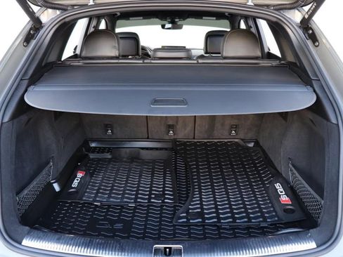 Used 2023 Audi SQ5 Premium Plus w/ Premium Plus Package image 25