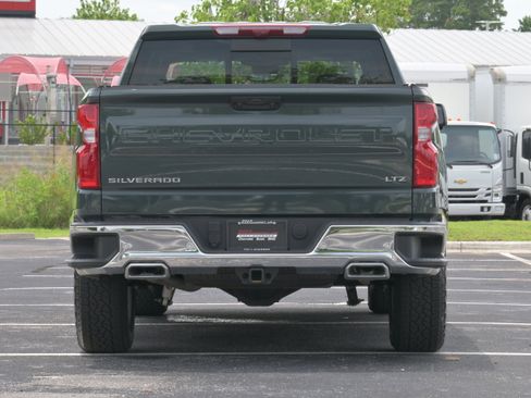 Used 2026 Chevrolet Silverado 1500 LTZ w/ LTZ Premium Package AWD/4WD image 32