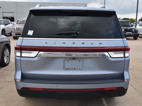 Used 2022 Lincoln Navigator L Black Label AWD/4WD image 8