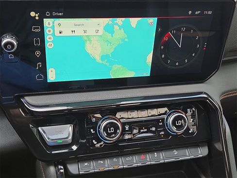 Used 2023 GMC Sierra 1500 AT4 w/ AT4 Premium Package image 27