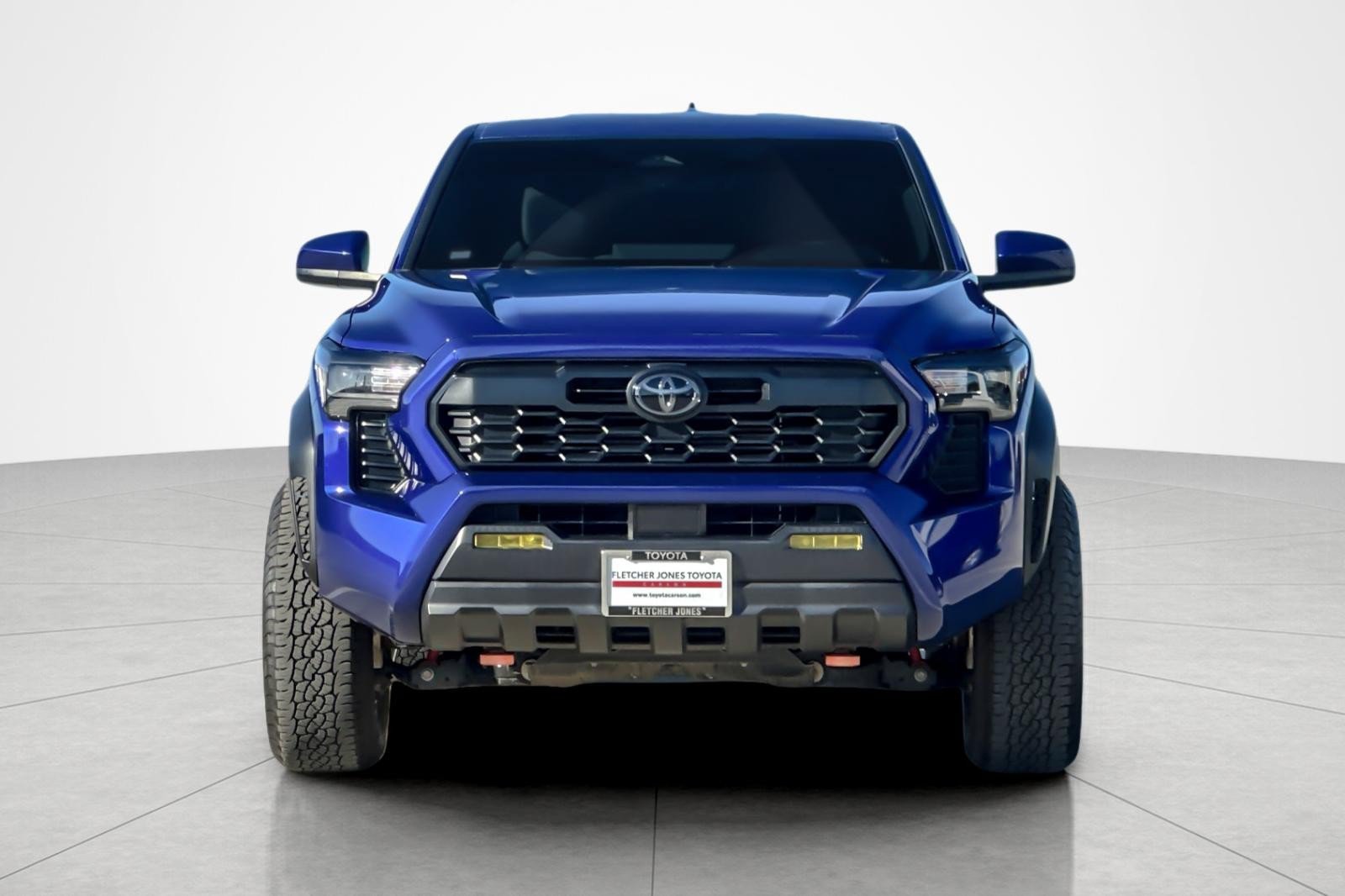 Certified 2025 Toyota Tacoma TRD Off-Road AWD/4WD image 8