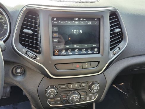 Used 2022 Jeep Cherokee Latitude Lux image 20