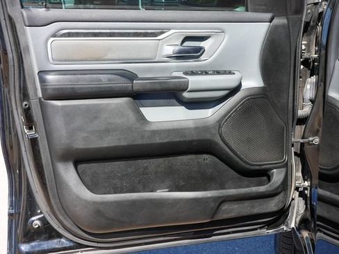 Used 2019 RAM 1500 Big Horn AWD/4WD image 11