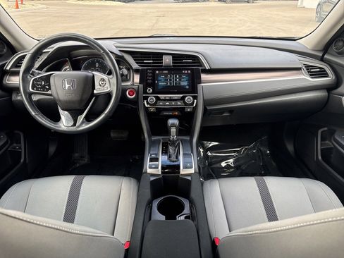 Used 2019 Honda Civic EX image 13