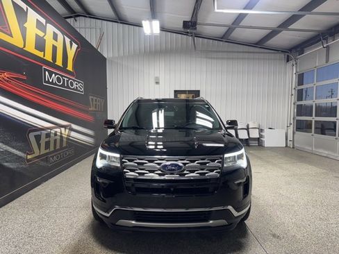 Used 2018 Ford Explorer Limited w/ Equipment Group 301A image 34