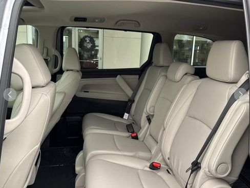 Used 2023 Honda Odyssey EX-L image 14