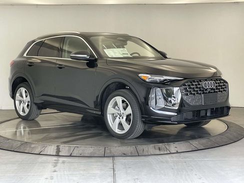 New 2025 Audi Q5 Premium Plus image 9