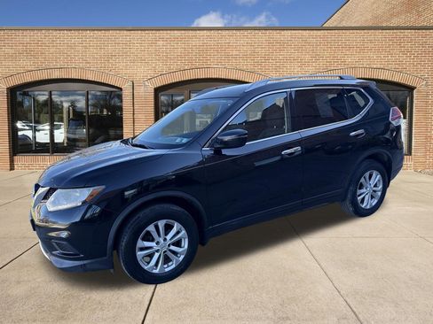 Used 2016 Nissan Rogue SV image 8