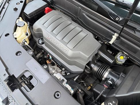 Used 2007 GMC Acadia SLT image 16