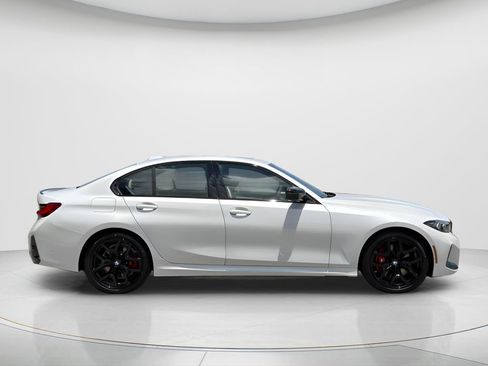 New 2026 BMW 330i Sedan w/ M Sport Package RWD image 4