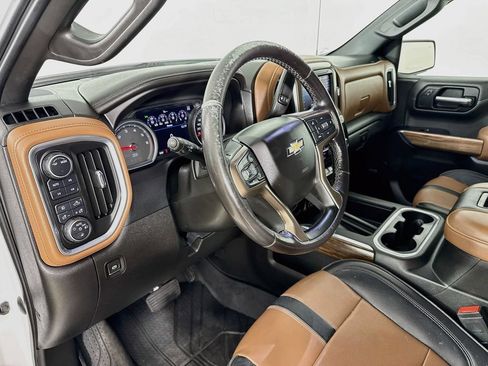 Used 2022 Chevrolet Silverado 1500 High Country w/ LPO, Dark Essentials Package AWD/4WD image 10