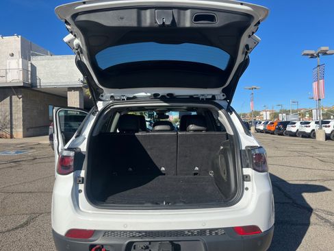 Used 2022 Jeep Compass Trailhawk w/ Sun and Sound Group image 34