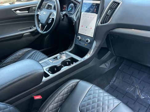 Used 2023 Ford Edge Titanium AWD/4WD image 16