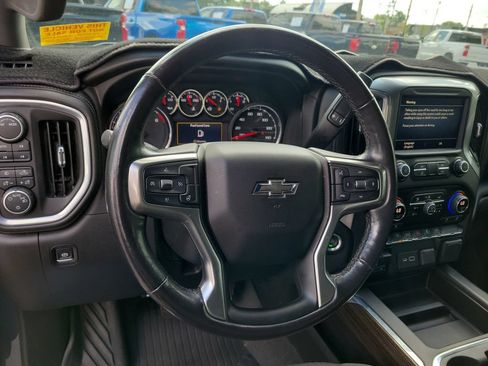 Used 2021 Chevrolet Silverado 1500 LT Trail Boss w/ Convenience Package II AWD/4WD image 26