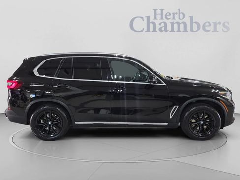 Used 2021 BMW X5 xDrive40i w/ Convenience Package AWD/4WD image 11