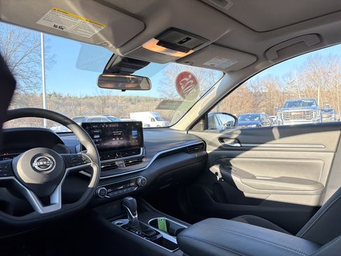 Certified 2025 Nissan Altima 2.5 SV w/ SV Special Edition Package image 14