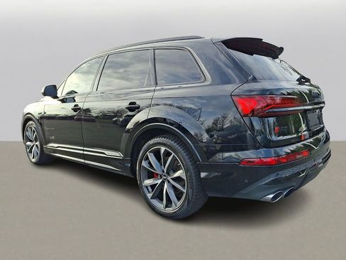 Used 2023 Audi SQ7 Prestige w/ Sport Package image 5