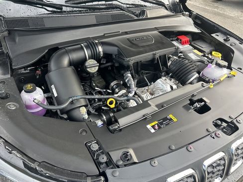 New 2025 Jeep Compass Latitude w/ Sun & Sound Group image 16