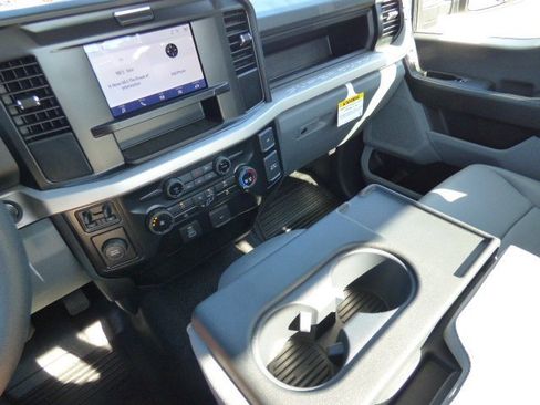 New 2026 Ford F250 XL w/ XL Chrome Package image 13