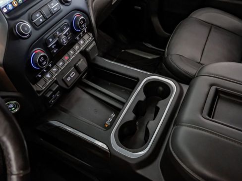 Used 2022 Chevrolet Silverado 2500 LTZ w/ LTZ Plus Package image 25