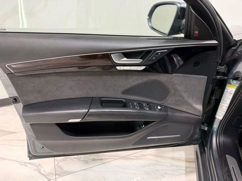 Used 2017 Audi A8 L 3.0T w/ Executive Package image 11