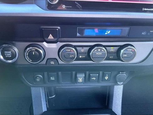 Used 2023 Toyota Tacoma TRD Off-Road image 24