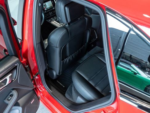 Certified 2021 Porsche Macan GTS AWD/4WD image 22