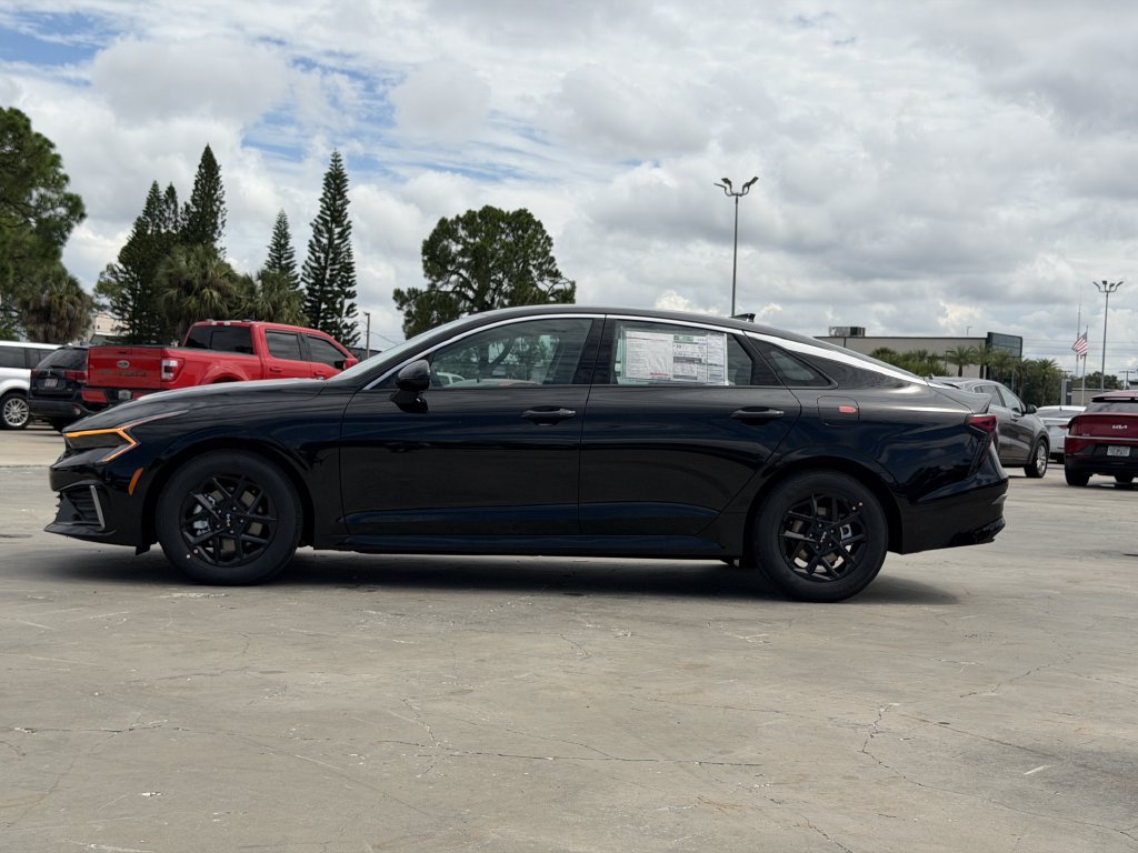 New 2026 Kia K5 LXS FWD image 7