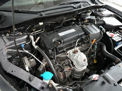 Used 2015 Honda Accord LX image 51