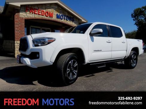 Used 2019 Toyota Tacoma 2WD Double Cab image 1