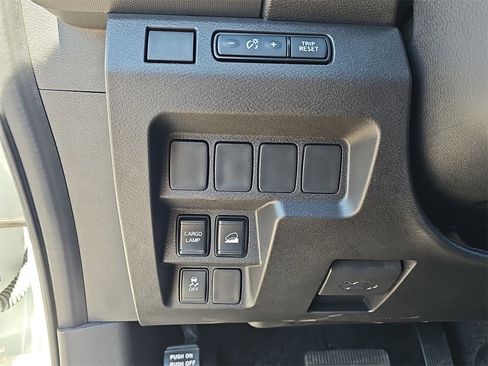 Used 2024 Nissan Frontier S image 25