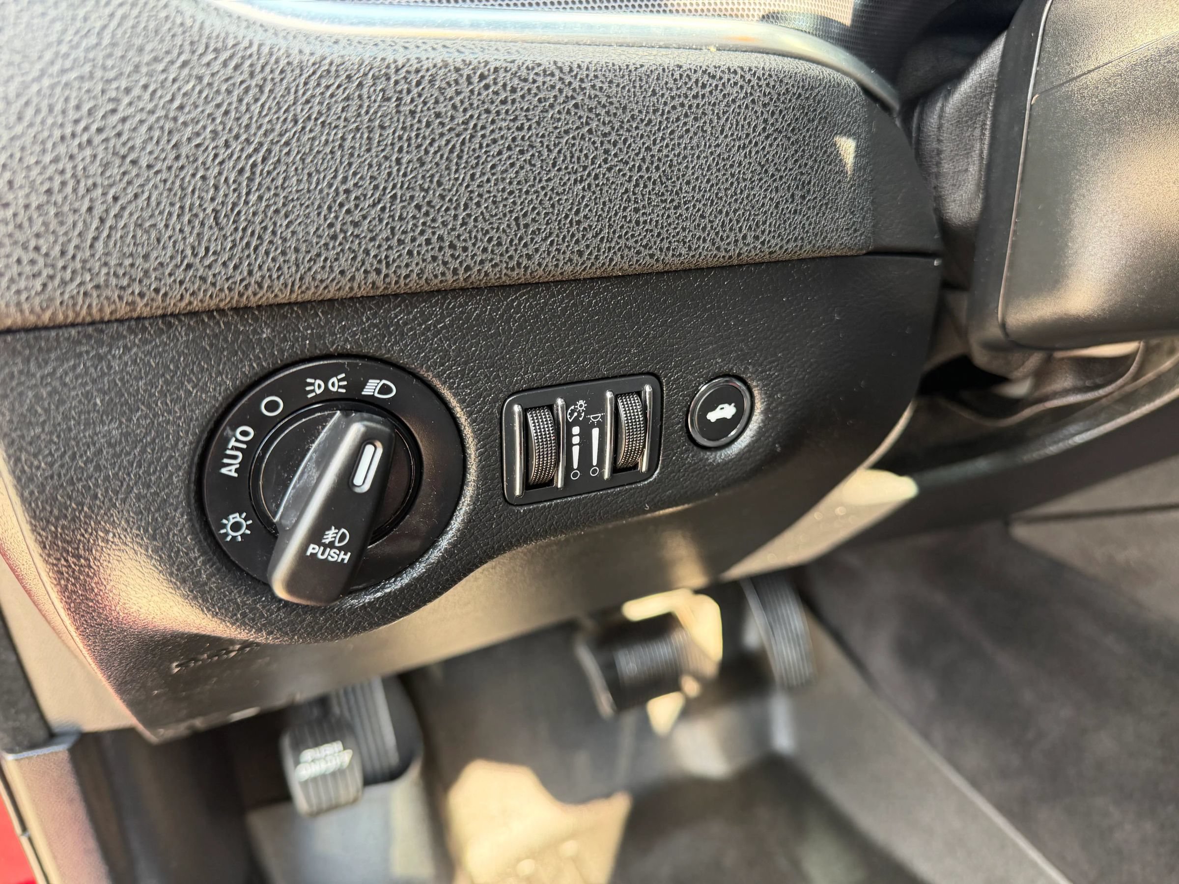 Used 2016 Dodge Charger R/T RWD image 23