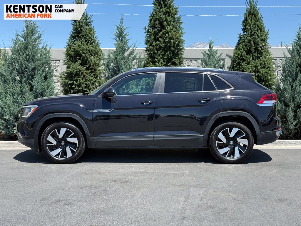 Used 2025 Volkswagen Atlas Cross Sport SE AWD/4WD image 4