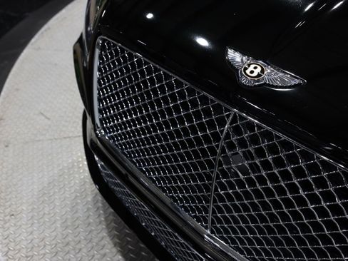 Used 2020 Bentley Continental GT image 28