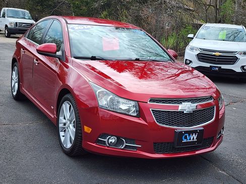 Used 2014 Chevrolet Cruze LTZ w/ RS Package FWD image 5