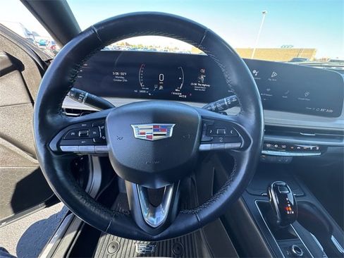 Used 2024 Cadillac XT4 Luxury image 13